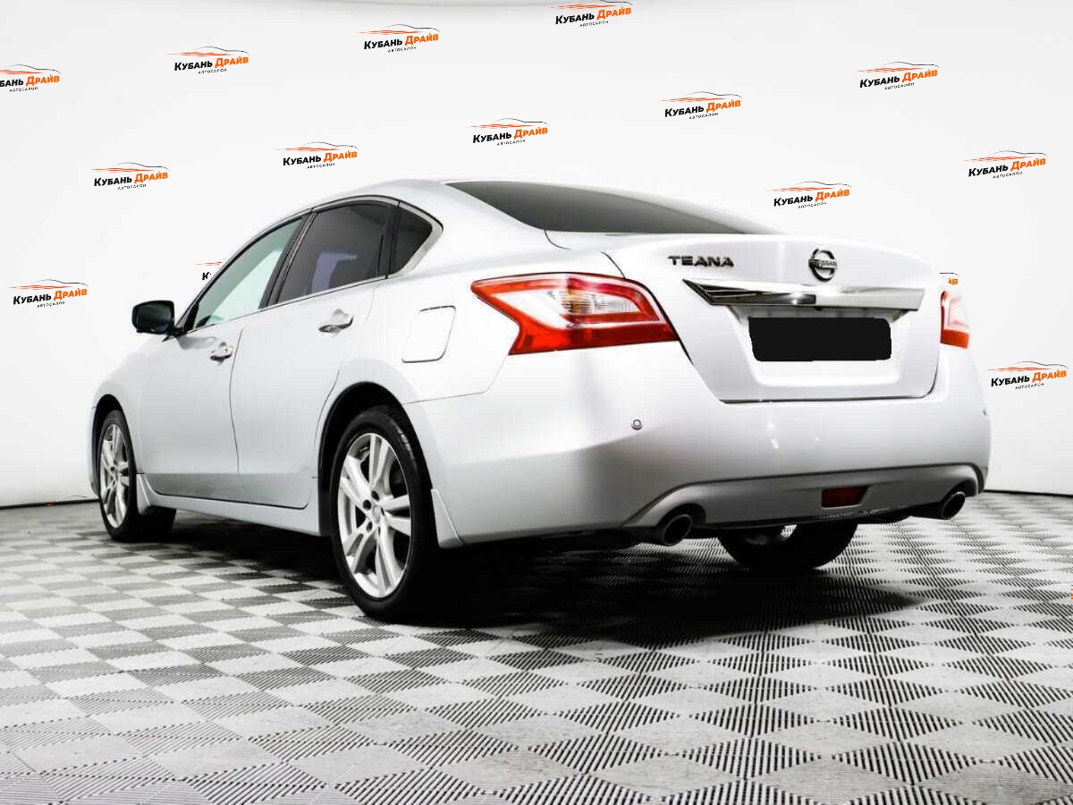 Nissan Teana 2014 года с пробегом. Фото: #6