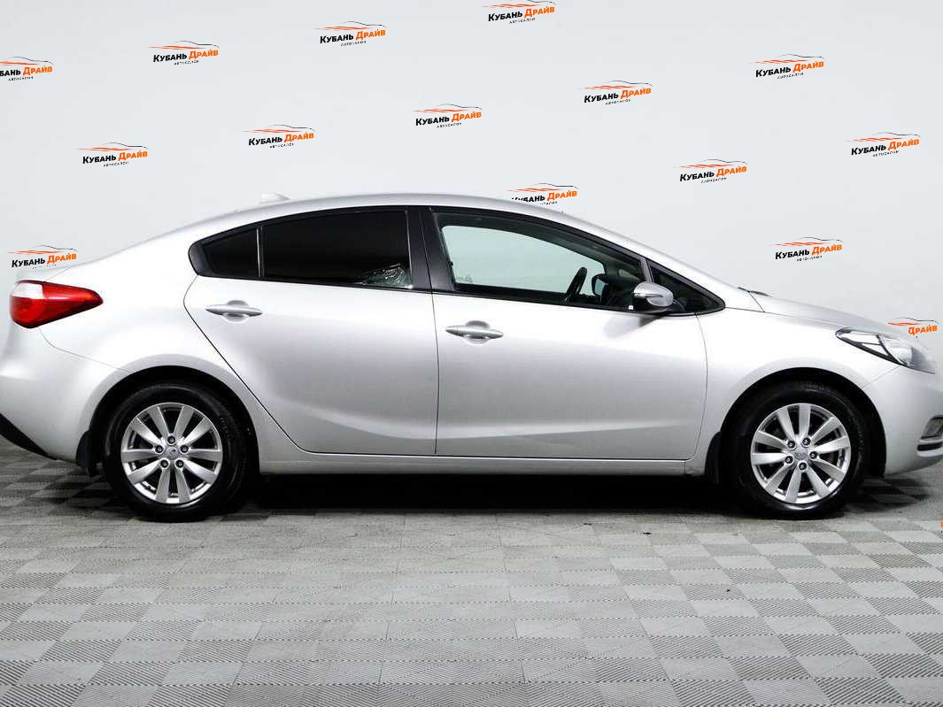 Kia Cerato 2014 года с пробегом. Фото: #3