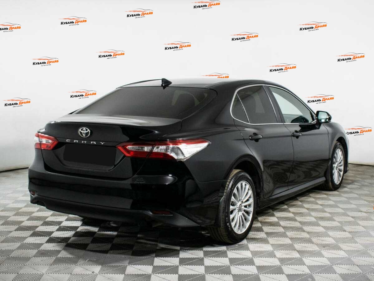 Toyota Camry 2020 года с пробегом. Фото: #3