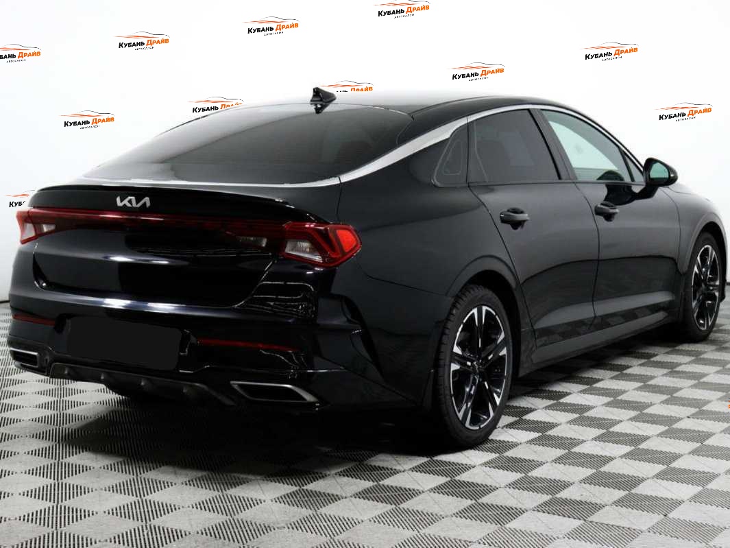 Kia K5 2022 года с пробегом. Фото: #4