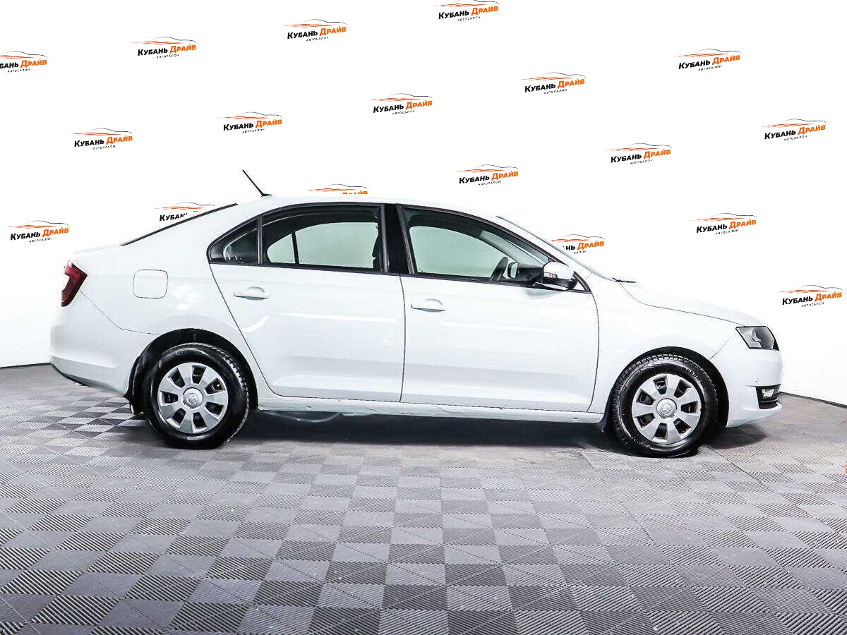 Skoda Rapid 2017 года с пробегом. Фото: #3