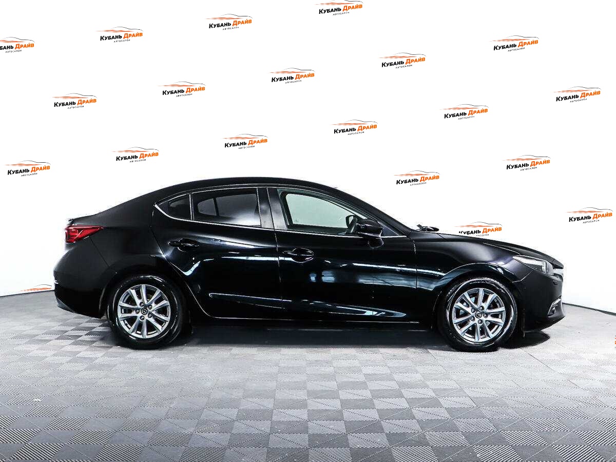 Mazda 3 2017 года с пробегом. Фото: #3