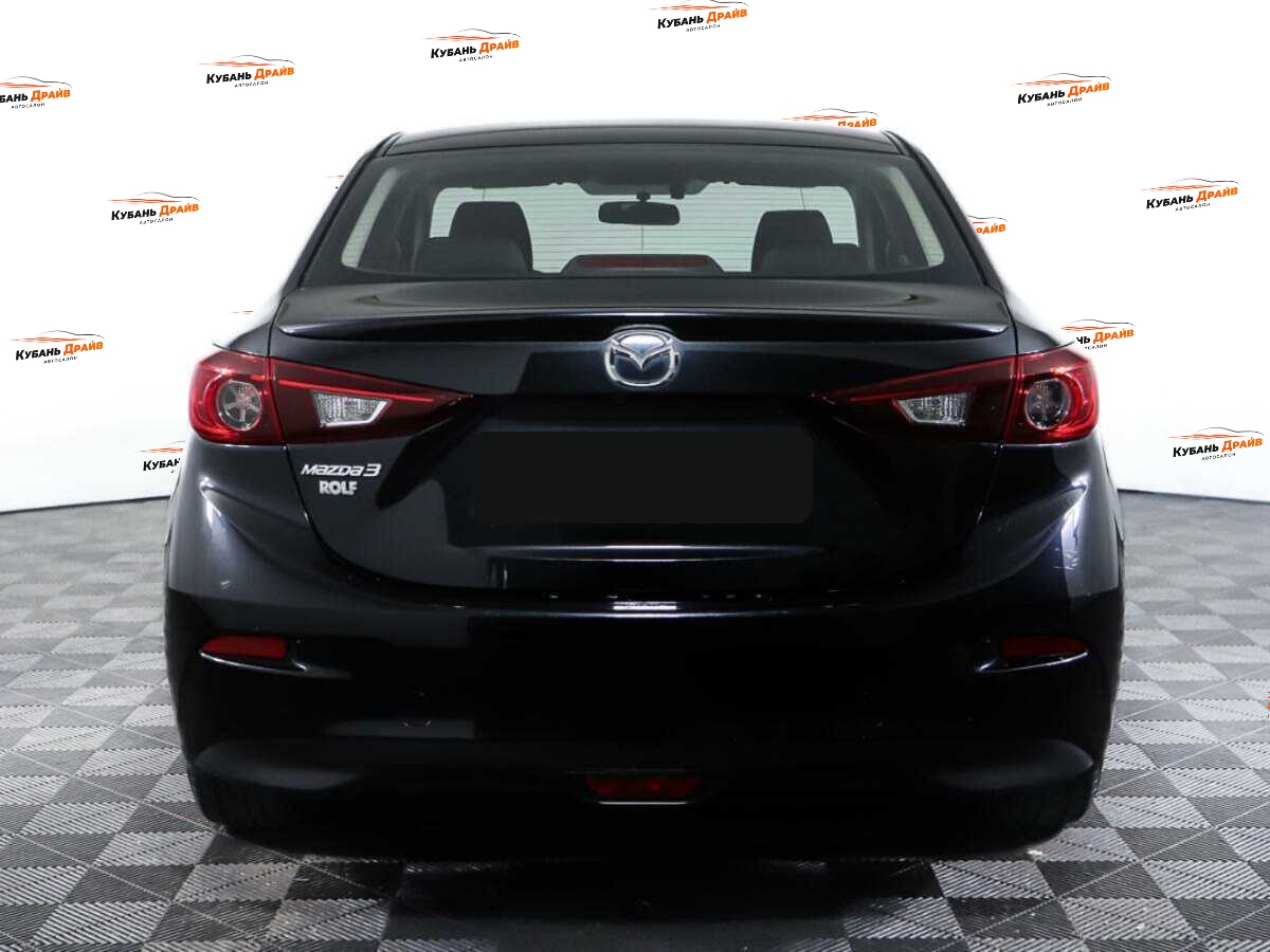 Mazda 3 2017 года с пробегом. Фото: #5