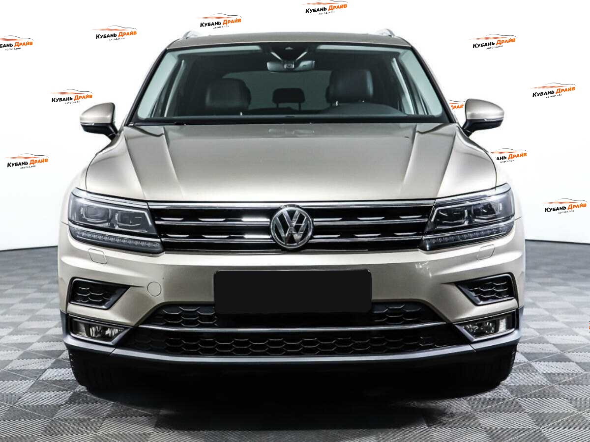 Volkswagen Tiguan 2017 года с пробегом. Фото: #1