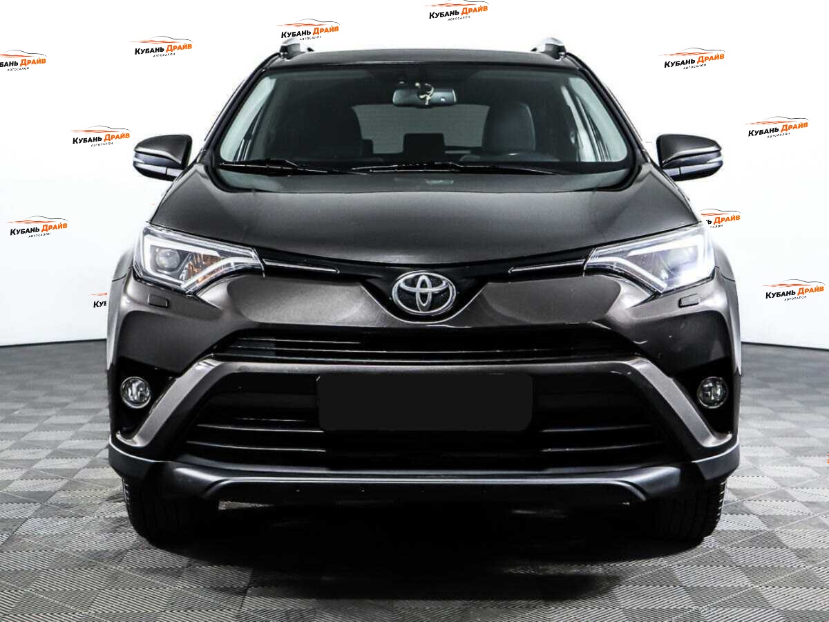 Toyota RAV4 2019 года с пробегом. Фото: #1