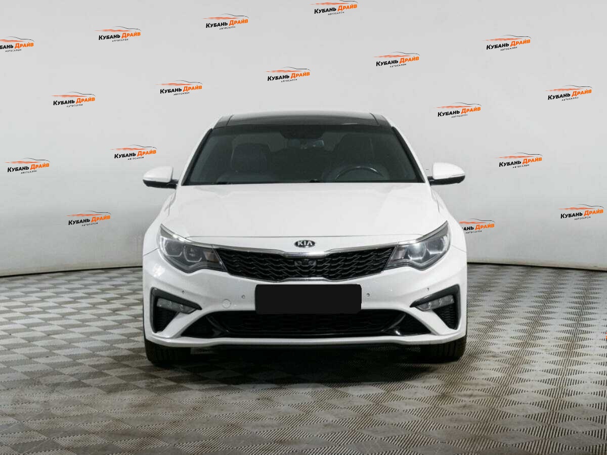 Kia Optima 2018 года с пробегом. Фото: #1