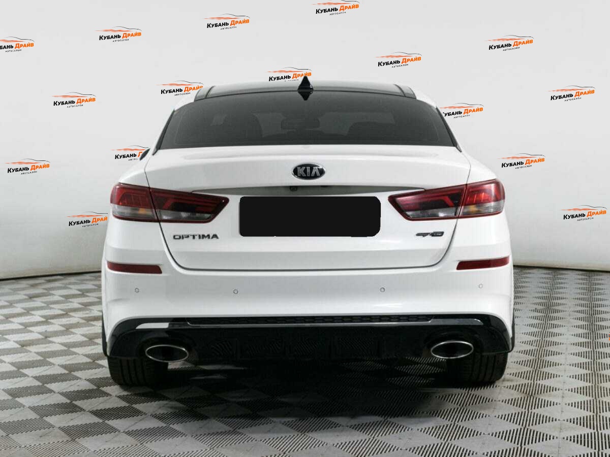 Kia Optima 2018 года с пробегом. Фото: #4
