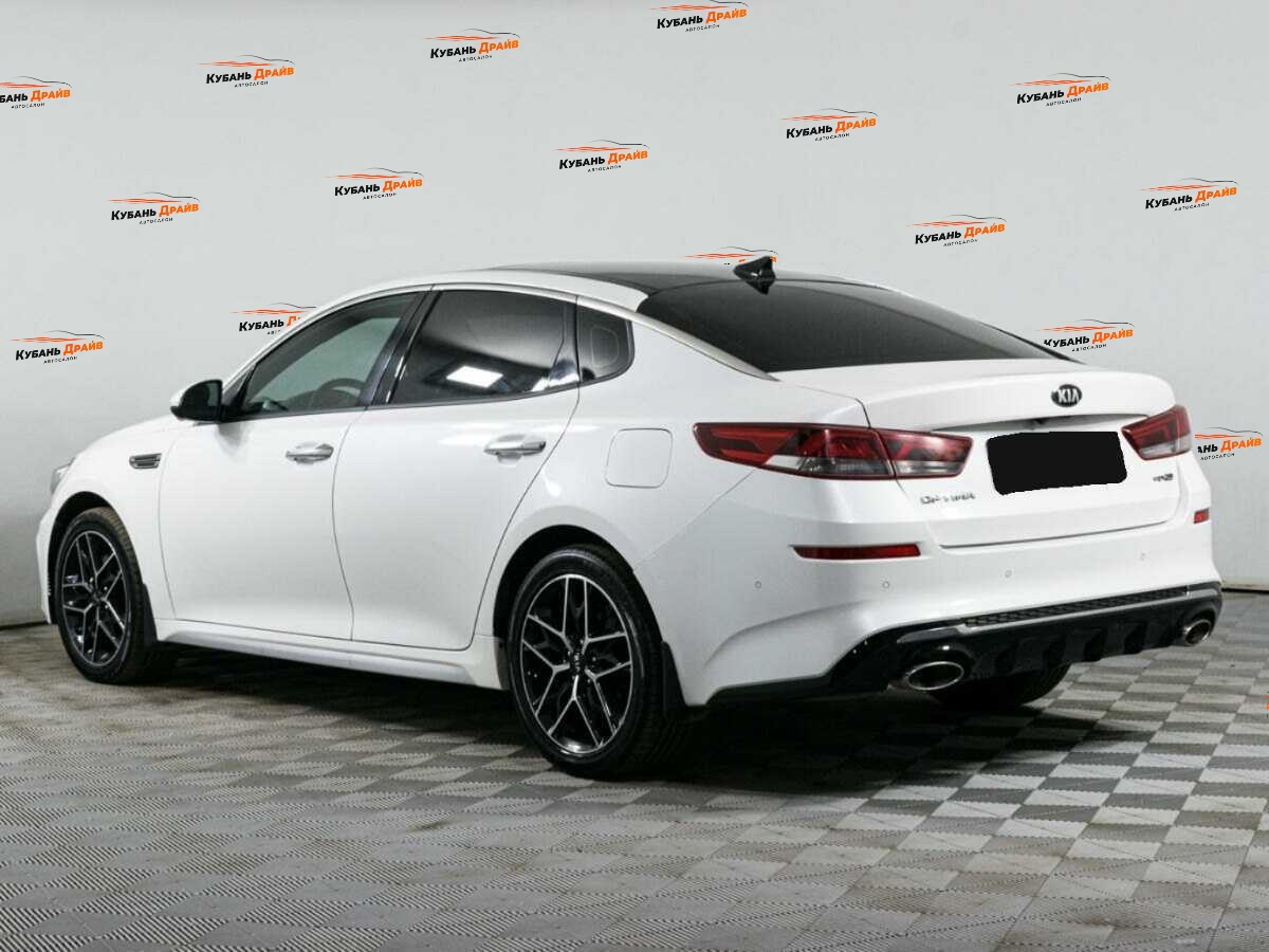 Kia Optima 2018 года с пробегом. Фото: #5