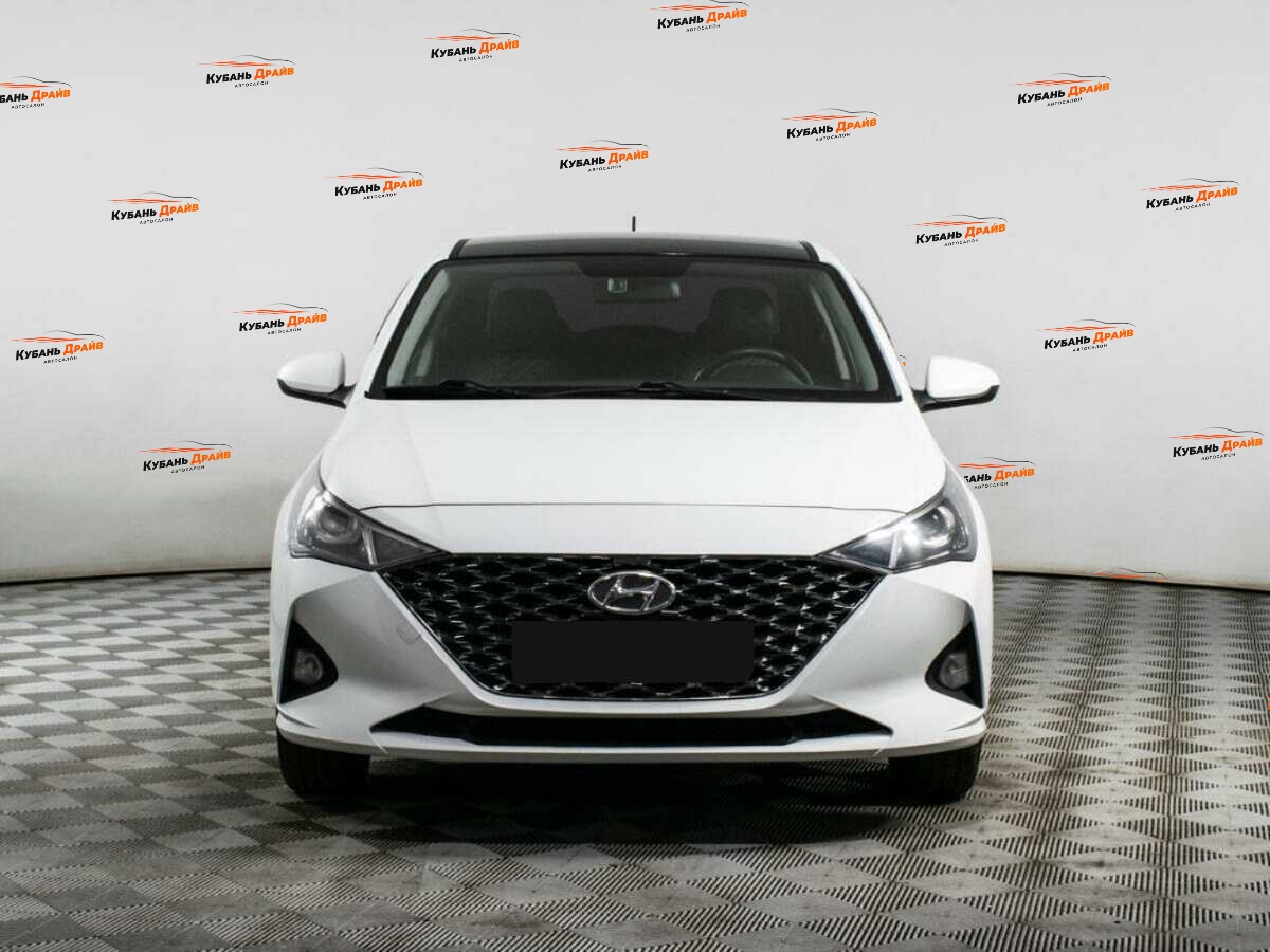 Hyundai Solaris 2020 года с пробегом. Фото: #1