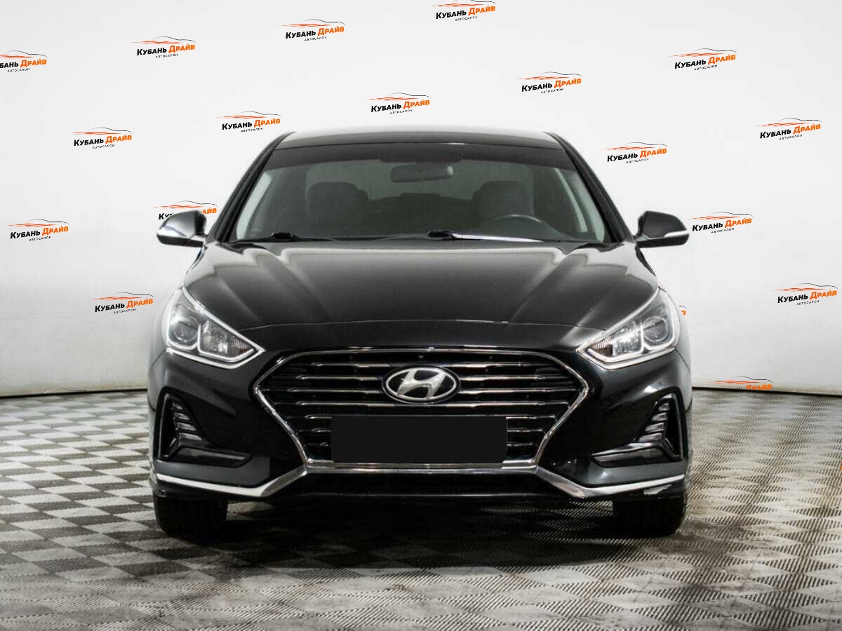 Hyundai Sonata 2018 года с пробегом. Фото: #1