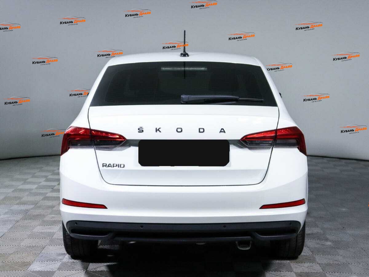 Skoda Rapid 2021 года с пробегом. Фото: #5