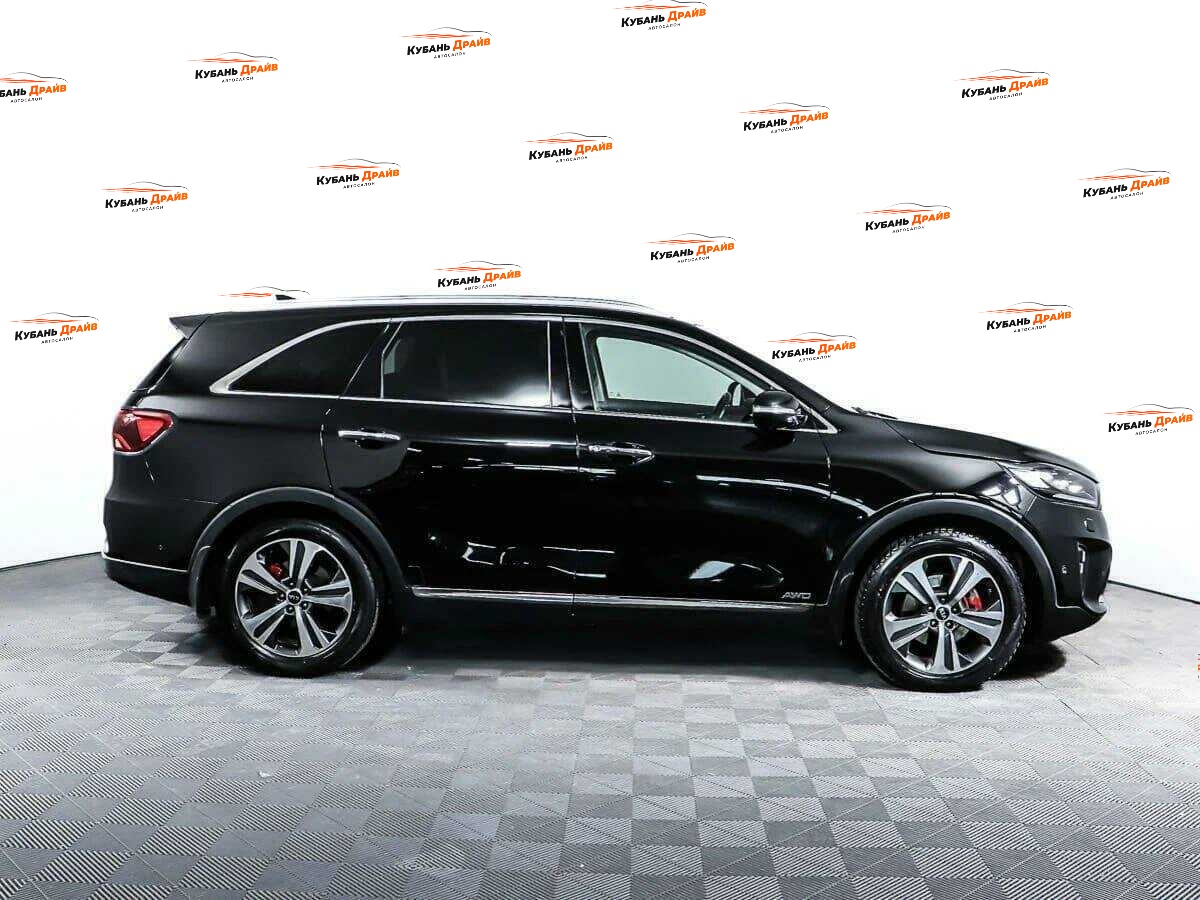 Kia Sorento 2018 года с пробегом. Фото: #3