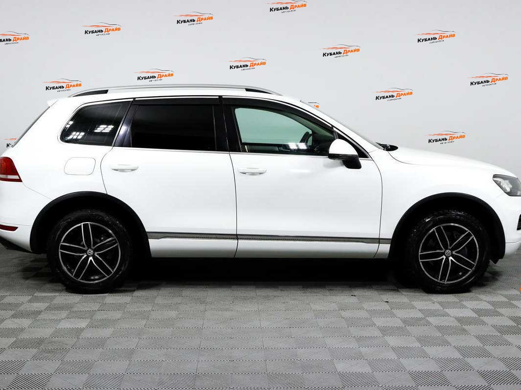 Volkswagen Touareg 2012 года с пробегом. Фото: #3