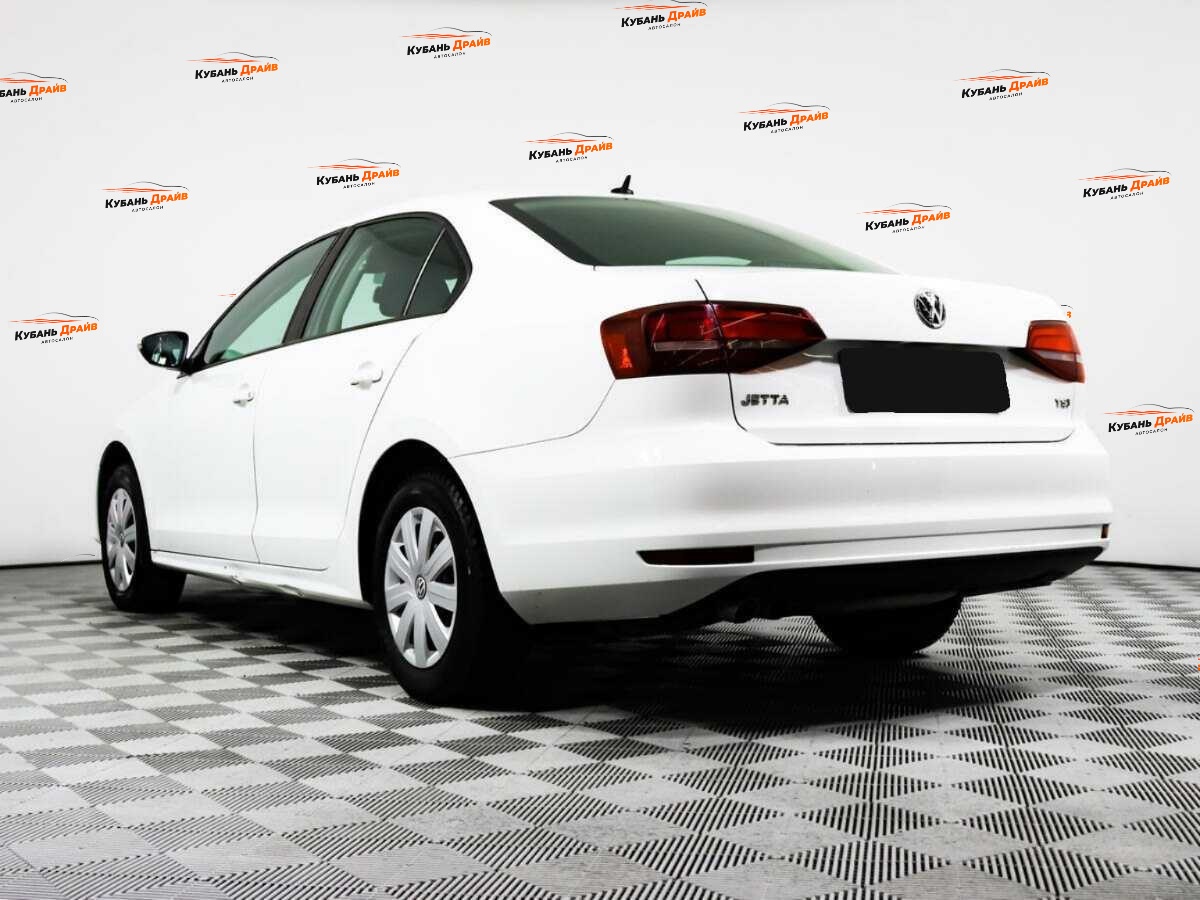 Volkswagen Jetta 2016 года с пробегом. Фото: #5