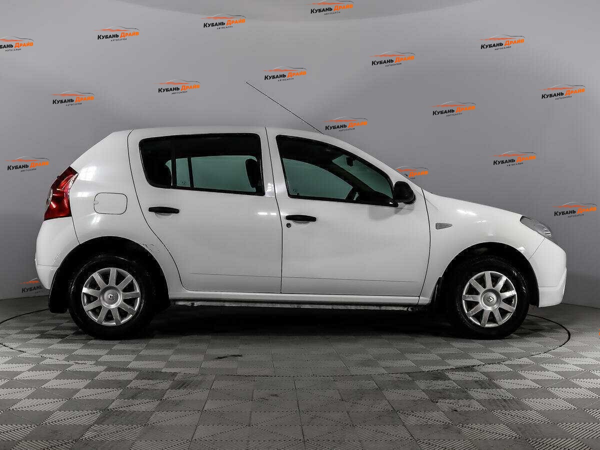 Renault Sandero 2014 года с пробегом. Фото: #3