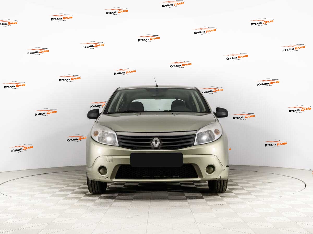 Renault Sandero 2013 года с пробегом. Фото: #1