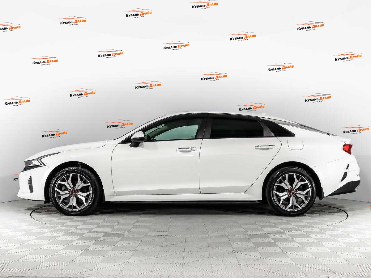 Kia K5 2021 года с пробегом. Фото: #7