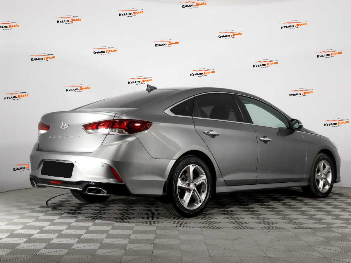 Hyundai Sonata 2017 года с пробегом. Фото: #4