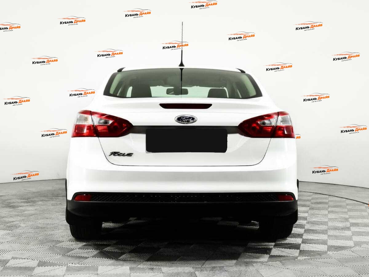 Ford Focus 2012 года с пробегом. Фото: #4