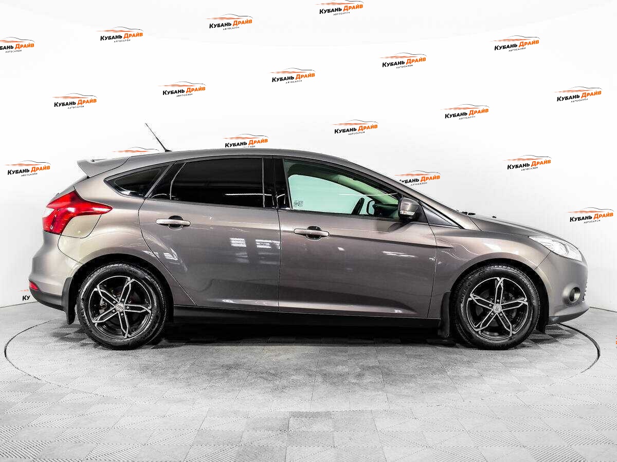 Ford Focus 2014 года с пробегом. Фото: #3