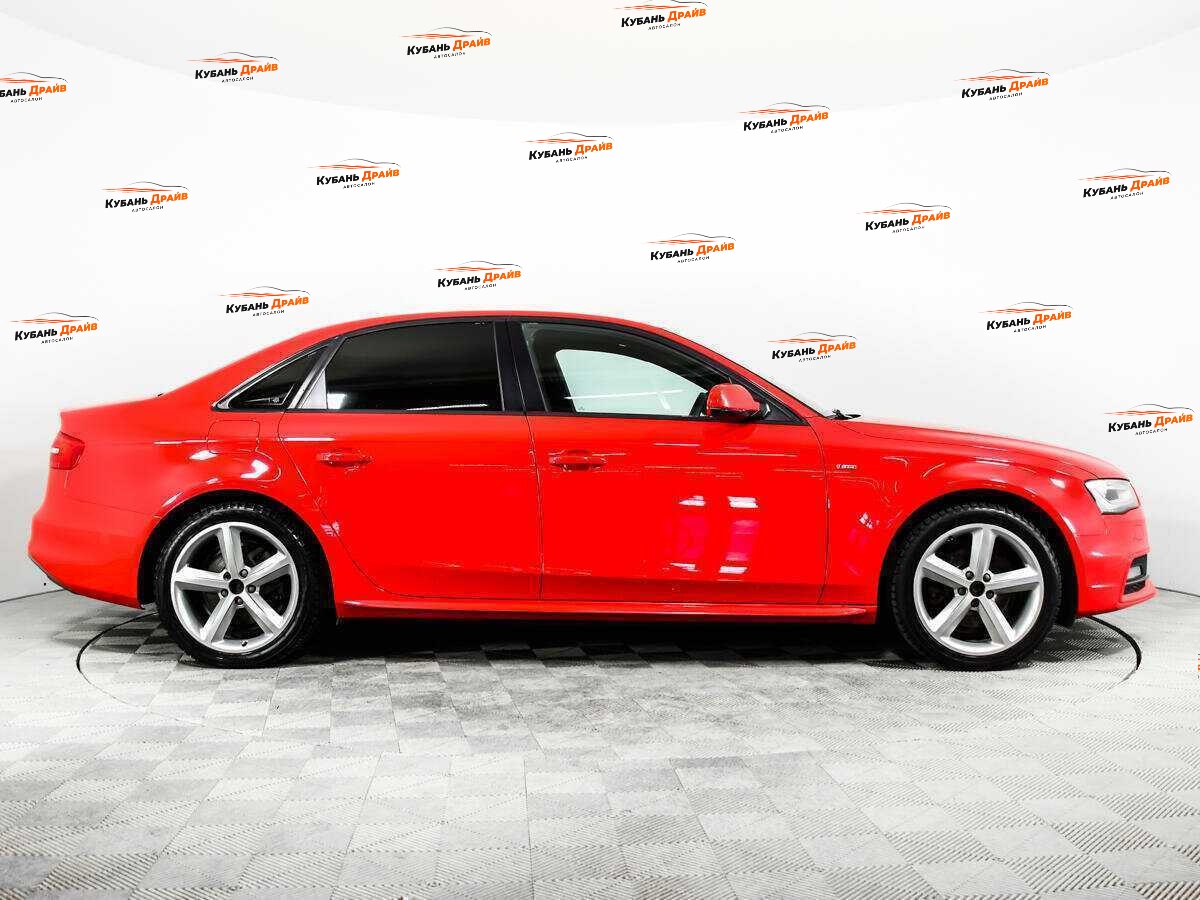 Audi A4 2015 года с пробегом. Фото: #3