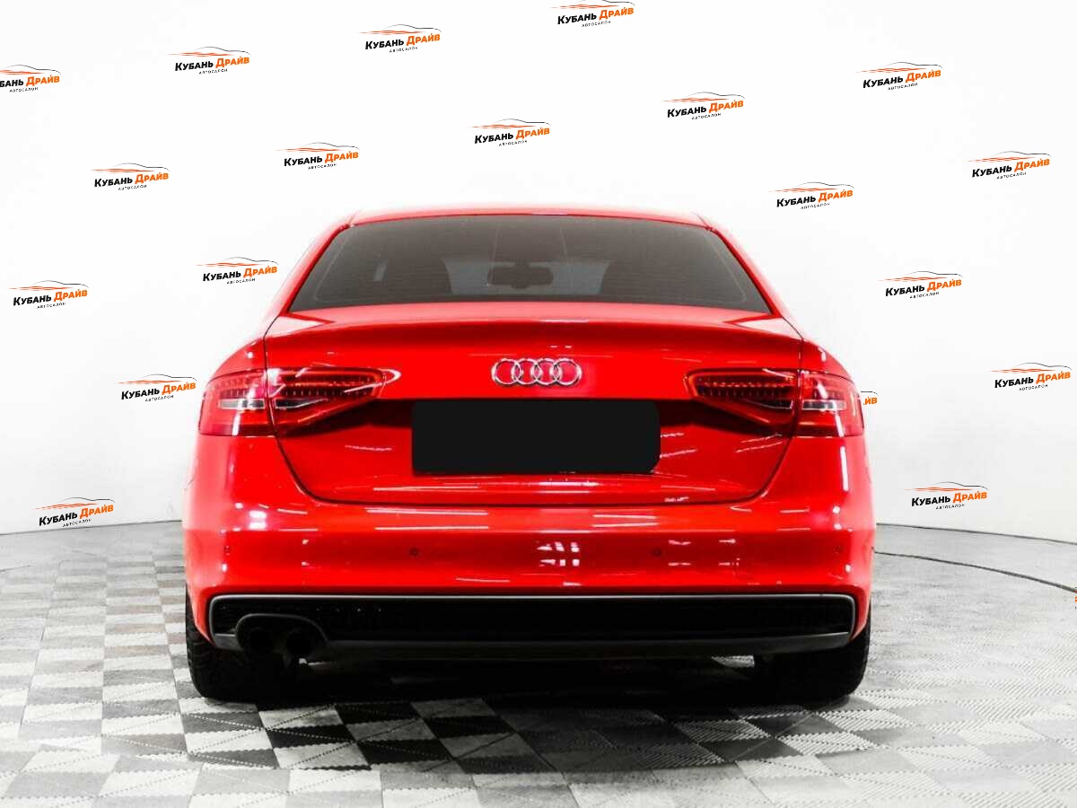 Audi A4 2015 года с пробегом. Фото: #5