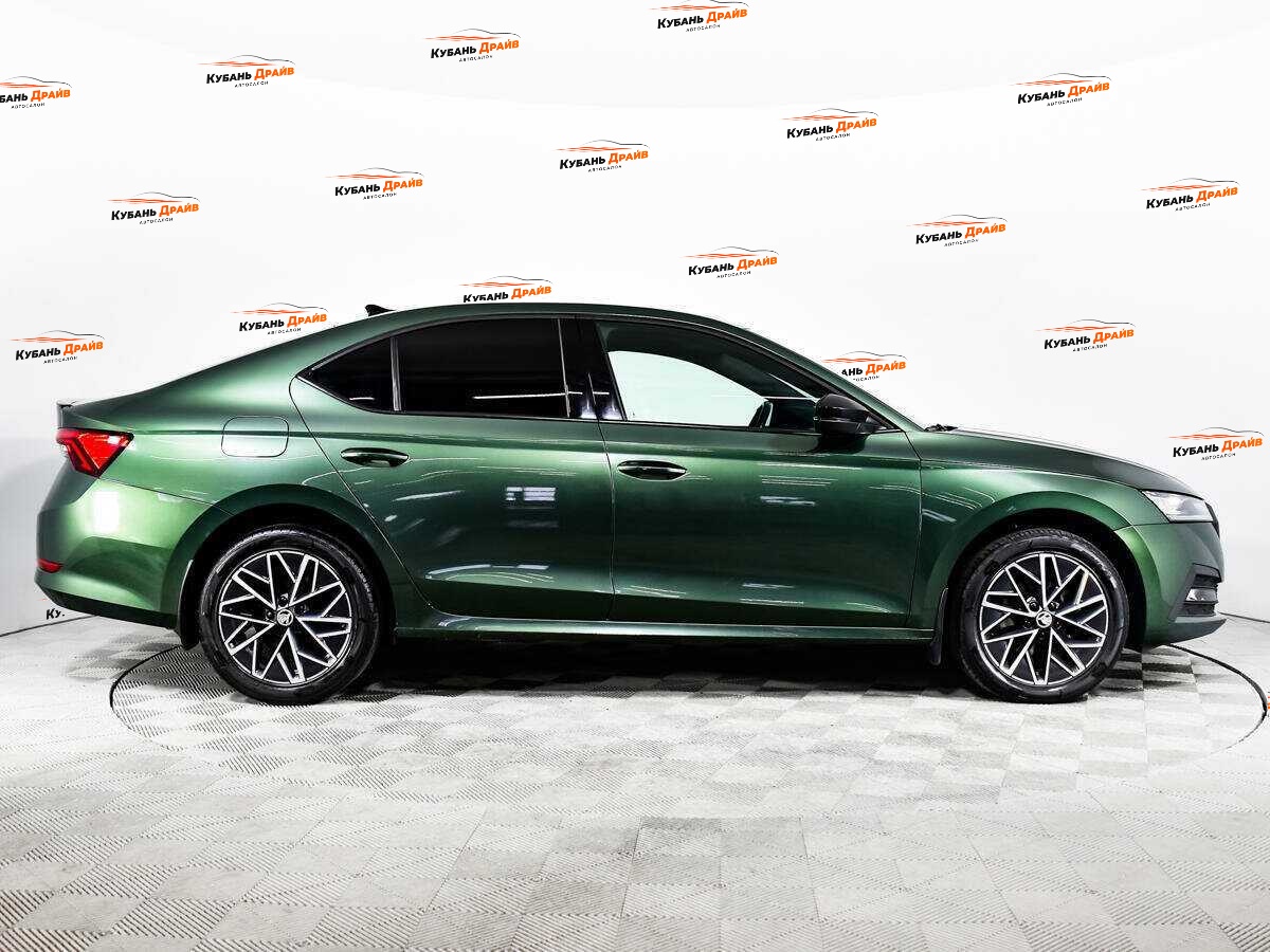Skoda Octavia 2020 года с пробегом. Фото: #3
