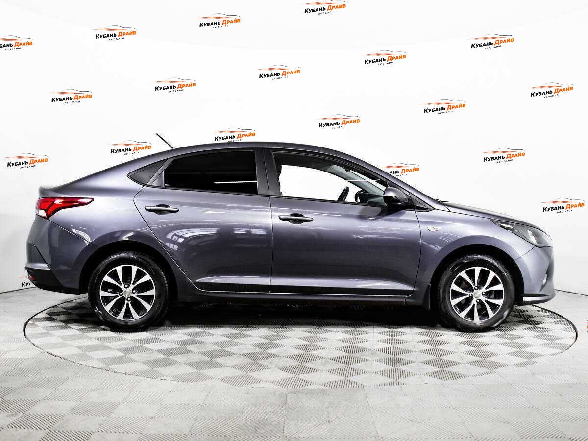 Hyundai Solaris 2021 года с пробегом. Фото: #3