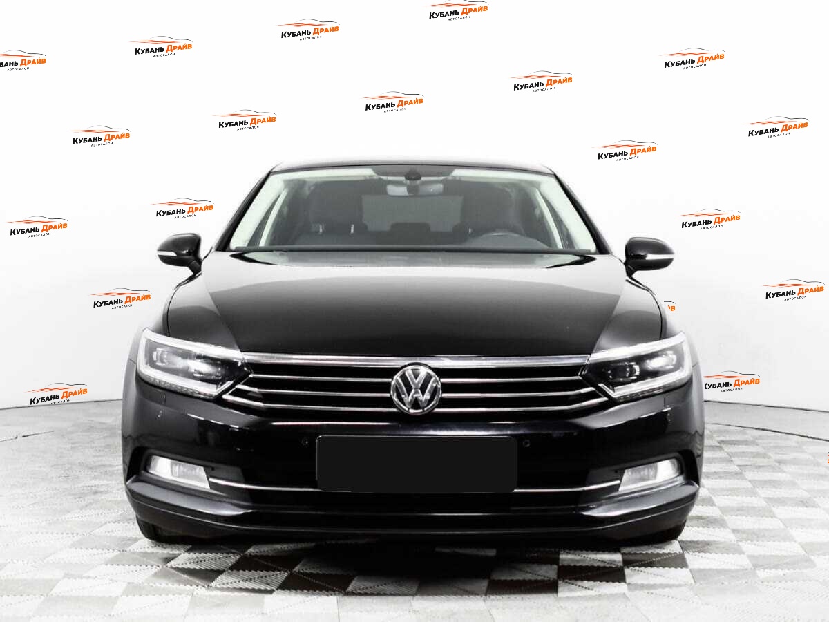 Volkswagen Passat 2016 года с пробегом. Фото: #1