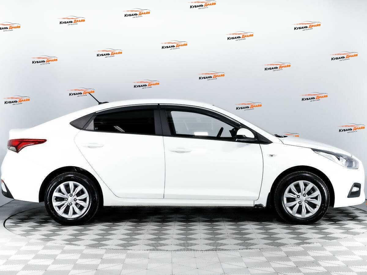 Hyundai Solaris 2020 года с пробегом. Фото: #3