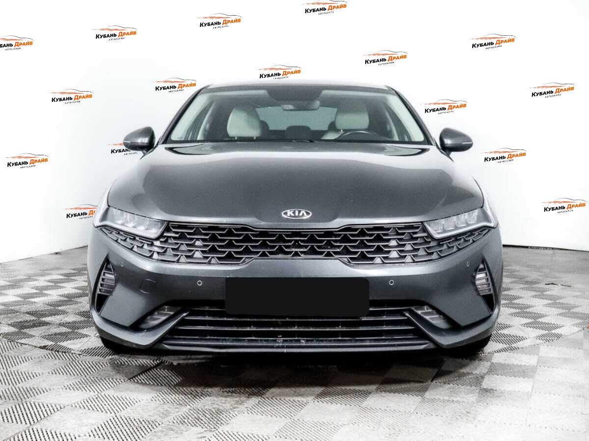 Kia K5 2020 года с пробегом. Фото: #1