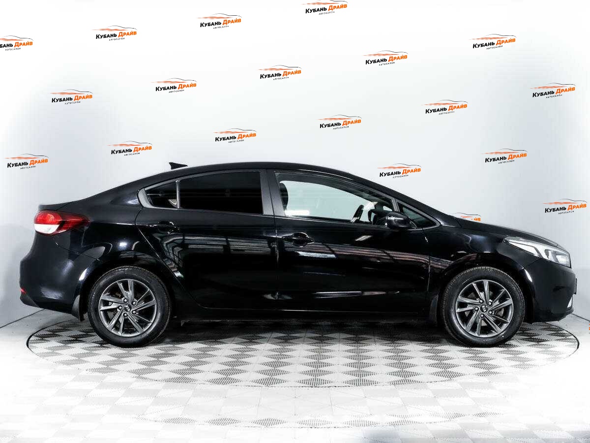 Kia Cerato 2018 года с пробегом. Фото: #3