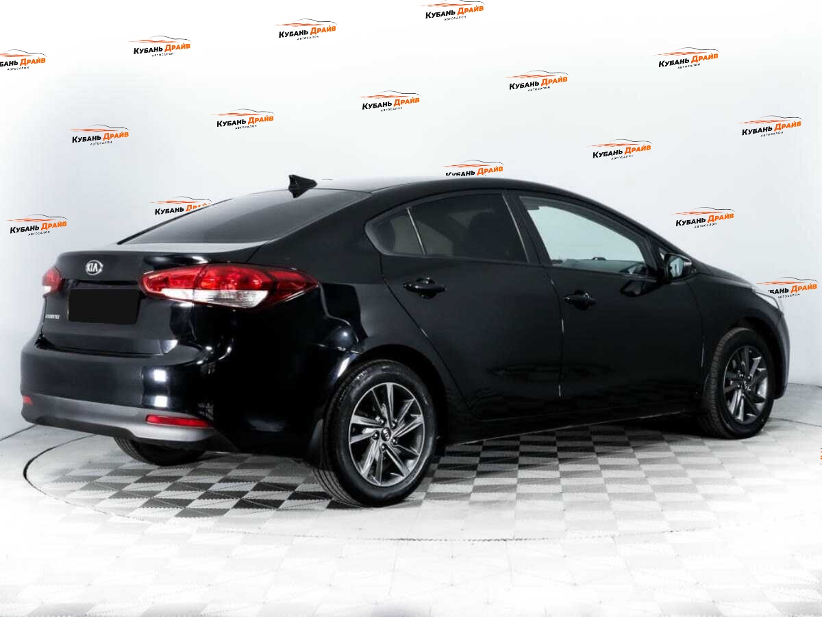 Kia Cerato 2018 года с пробегом. Фото: #4