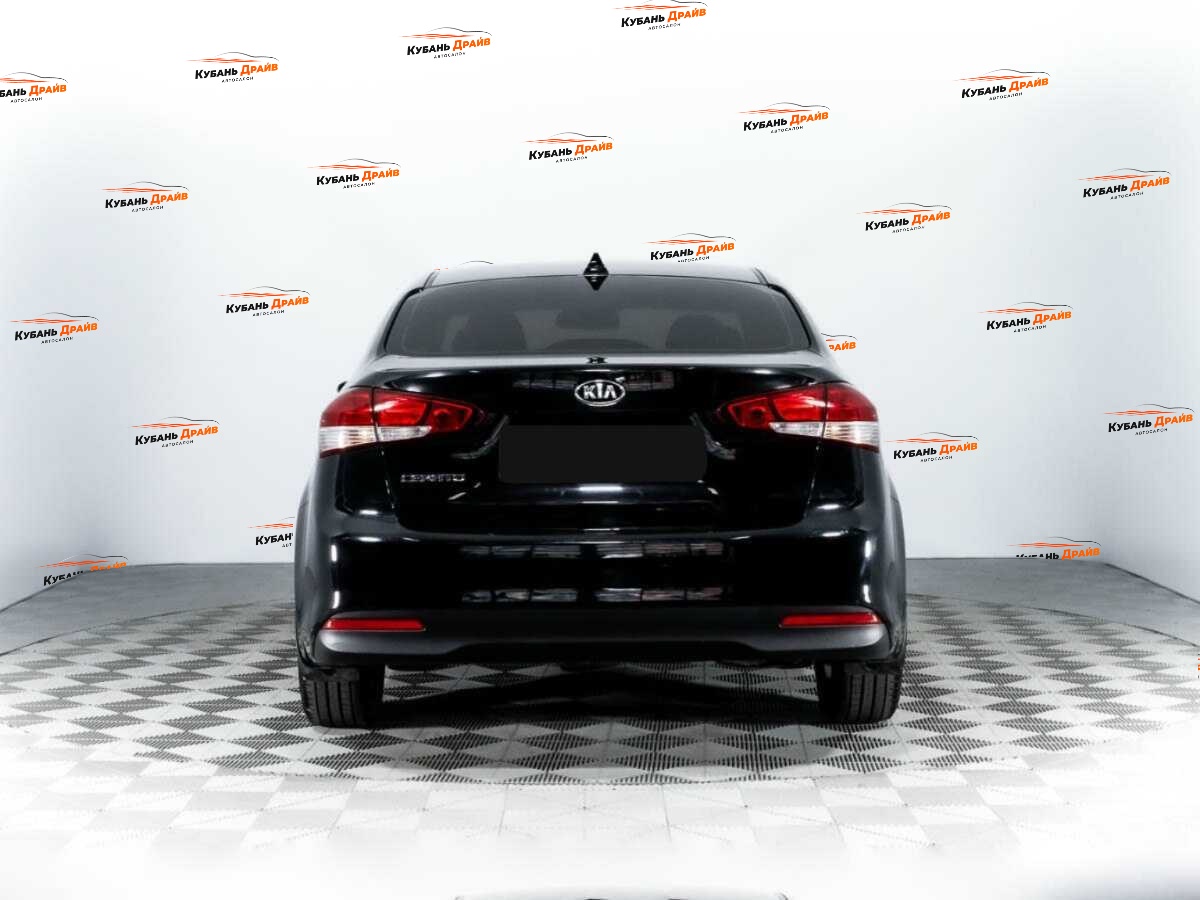 Kia Cerato 2018 года с пробегом. Фото: #5