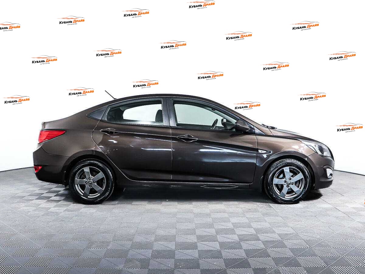 Hyundai Solaris 2016 года с пробегом. Фото: #3