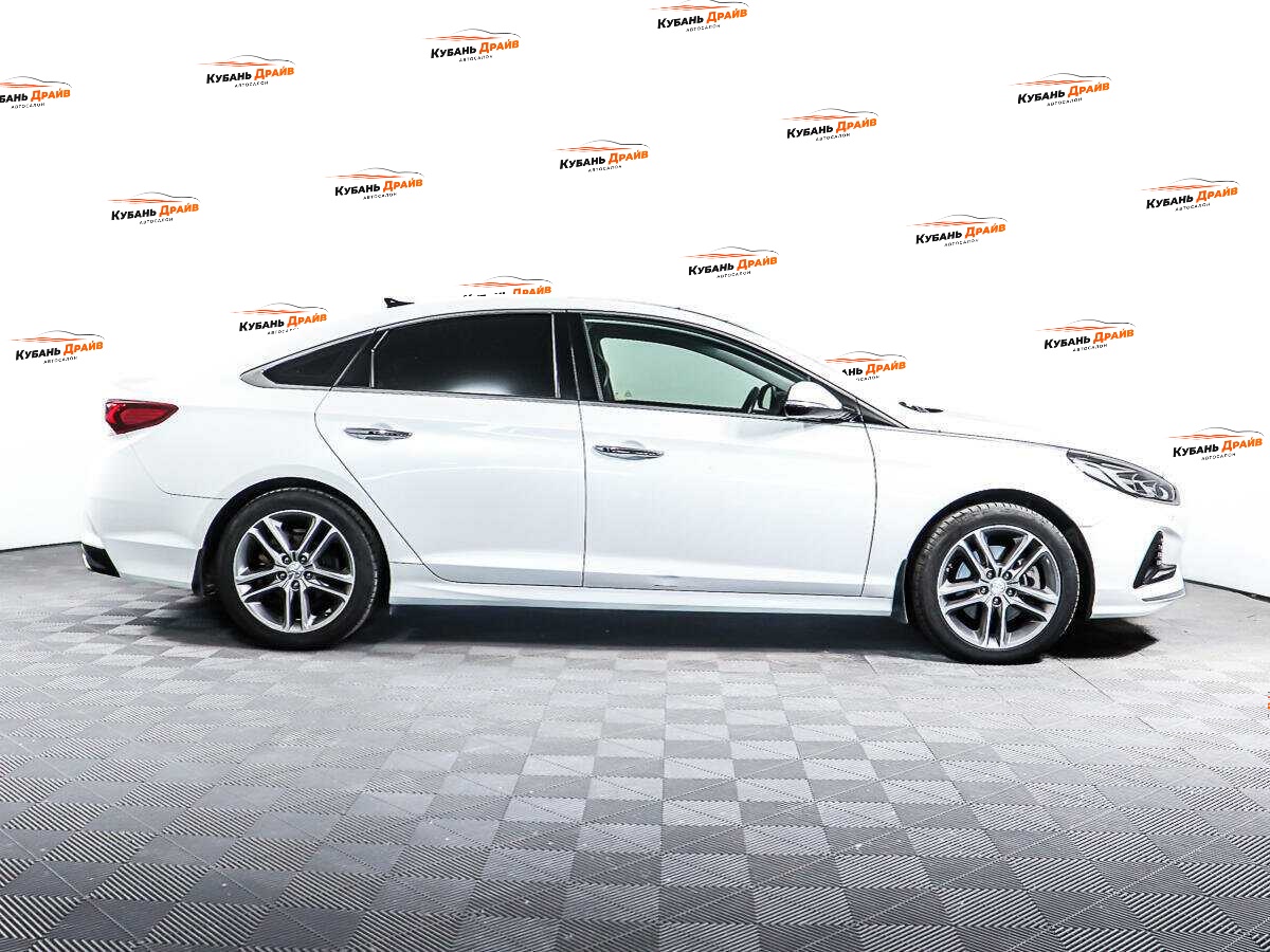 Hyundai Sonata 2018 года с пробегом. Фото: #3
