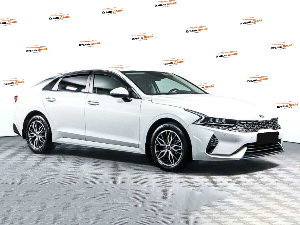 Kia K5 2020 года с пробегом. Фото: #1