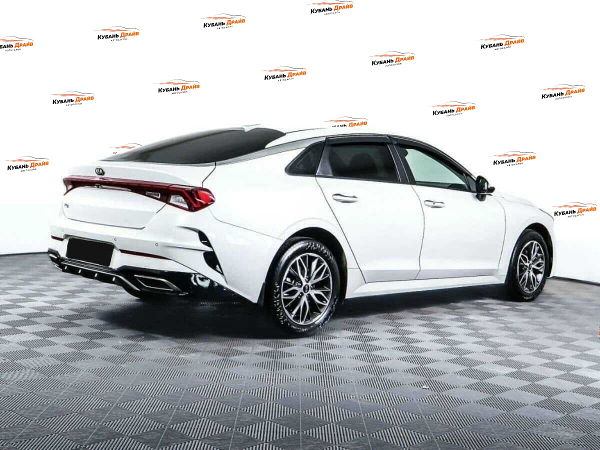 Kia K5 2020 года с пробегом. Фото: #3
