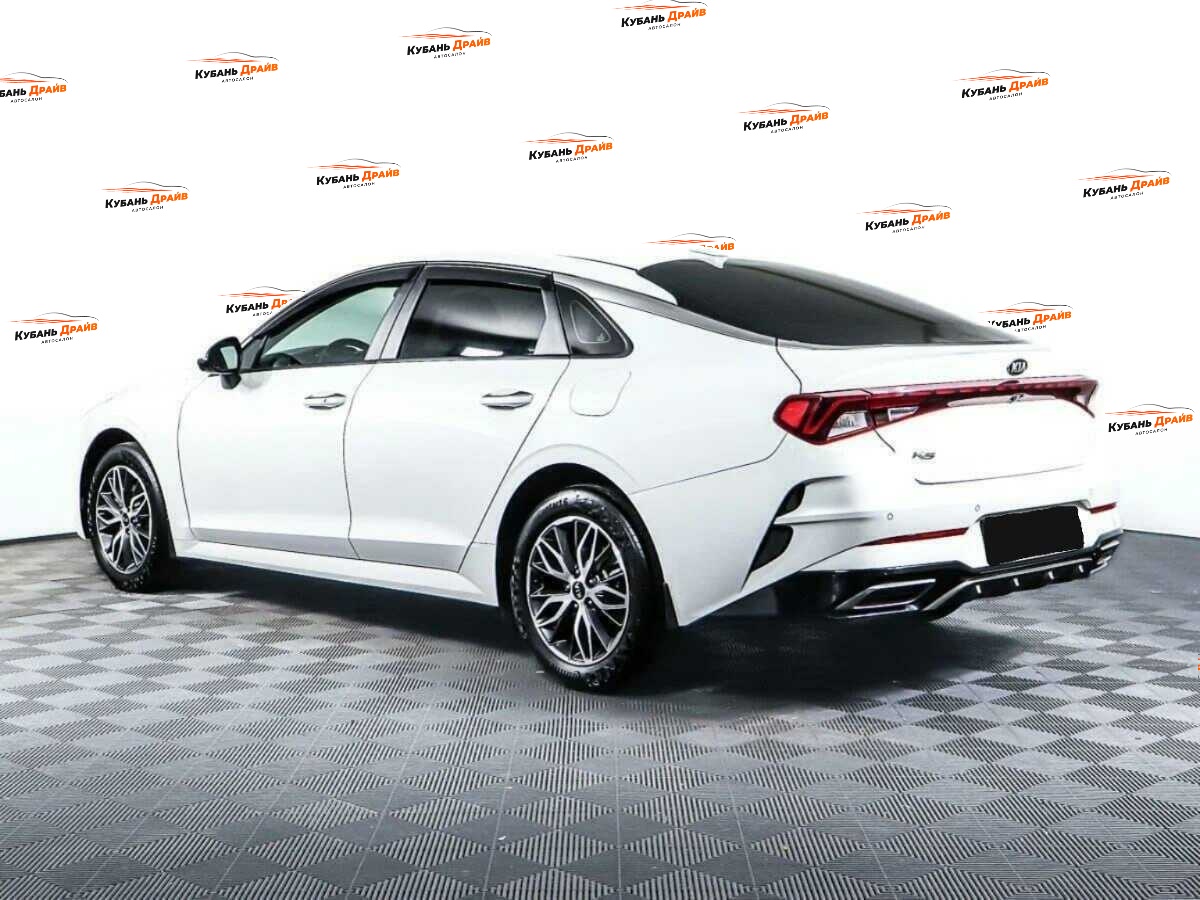 Kia K5 2020 года с пробегом. Фото: #5