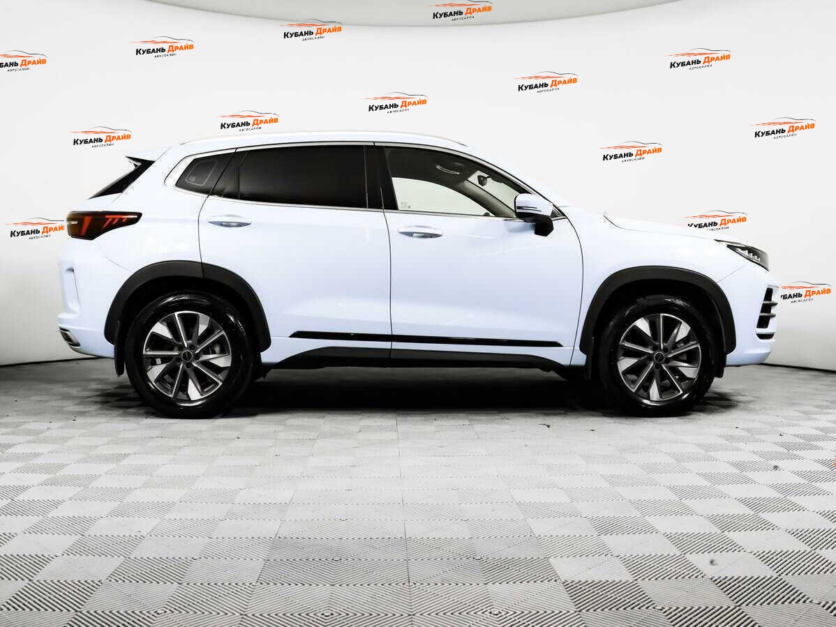 EXEED LX 2023 года с пробегом. Фото: #3