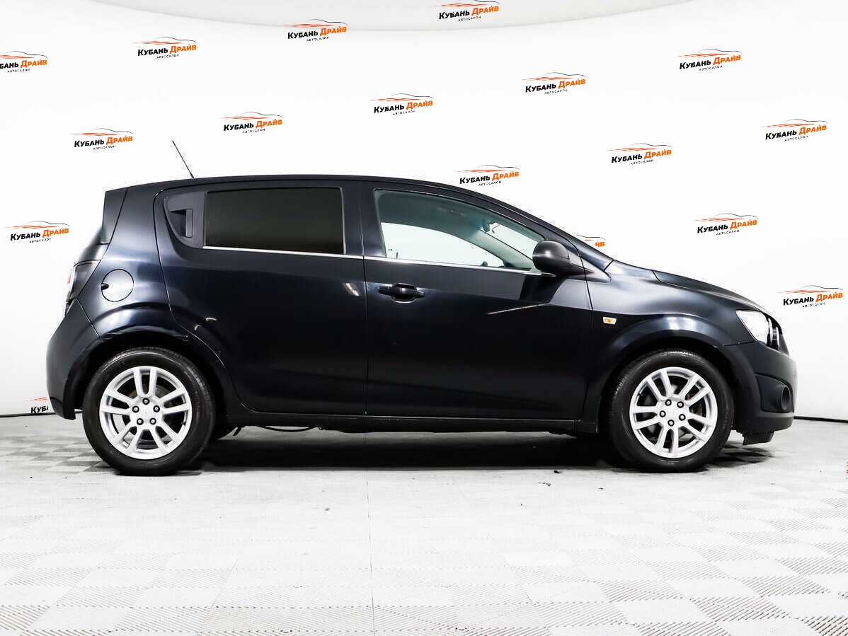 Chevrolet Aveo 2014 года с пробегом. Фото: #3