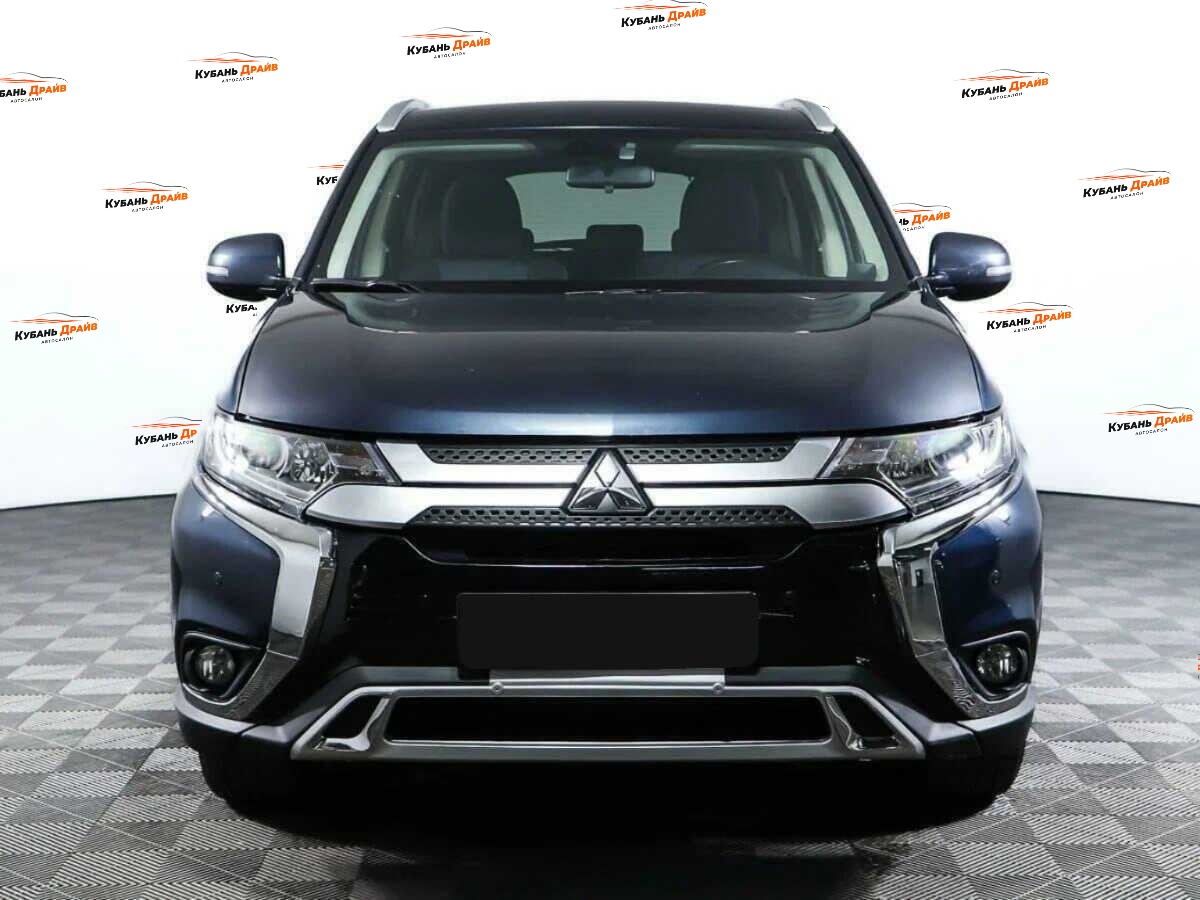 Mitsubishi Outlander 2019 года с пробегом. Фото: #1