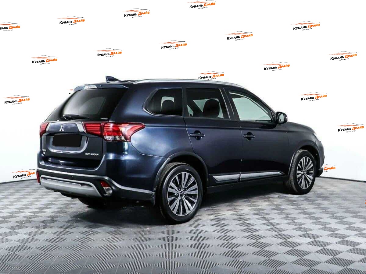 Mitsubishi Outlander 2019 года с пробегом. Фото: #4