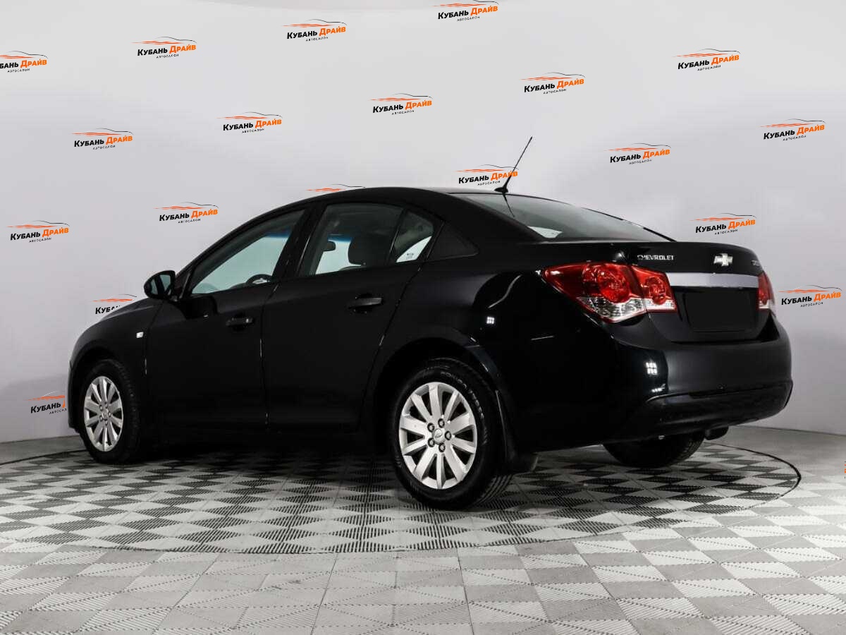 Chevrolet Cruze 2013 года с пробегом. Фото: #4