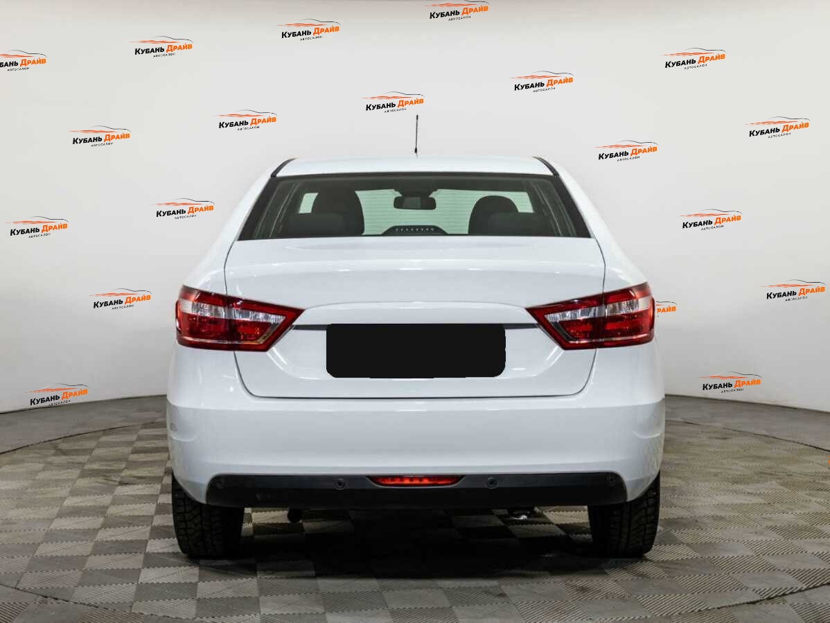 Lada (ВАЗ) Vesta 2022 года с пробегом. Фото: #4