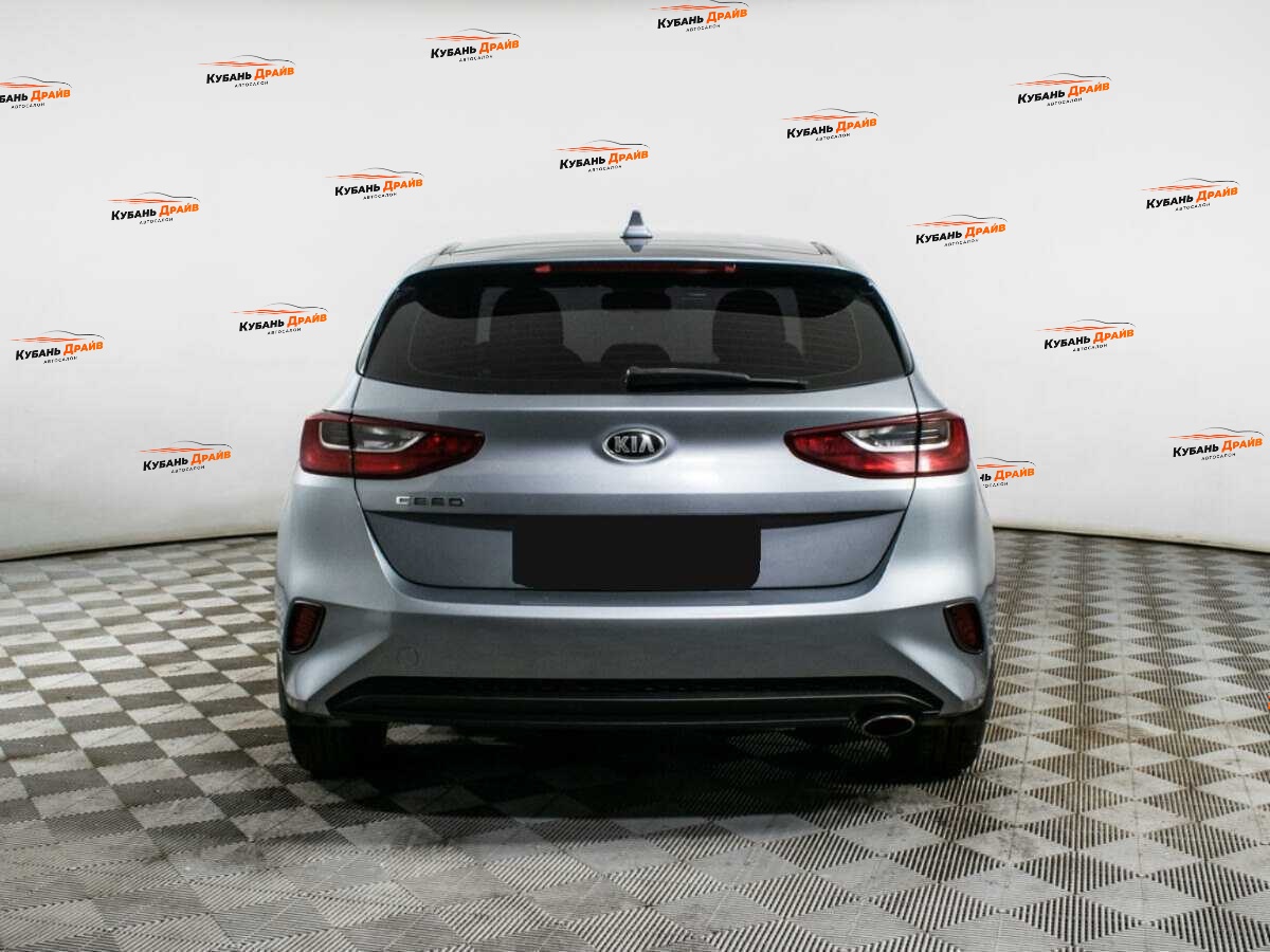 Kia Ceed 2018 года с пробегом. Фото: #2