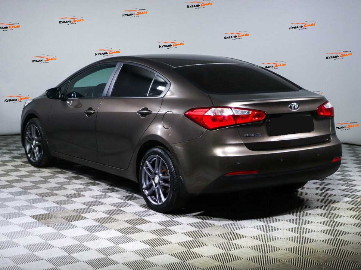 Kia Cerato 2015 года с пробегом. Фото: #6