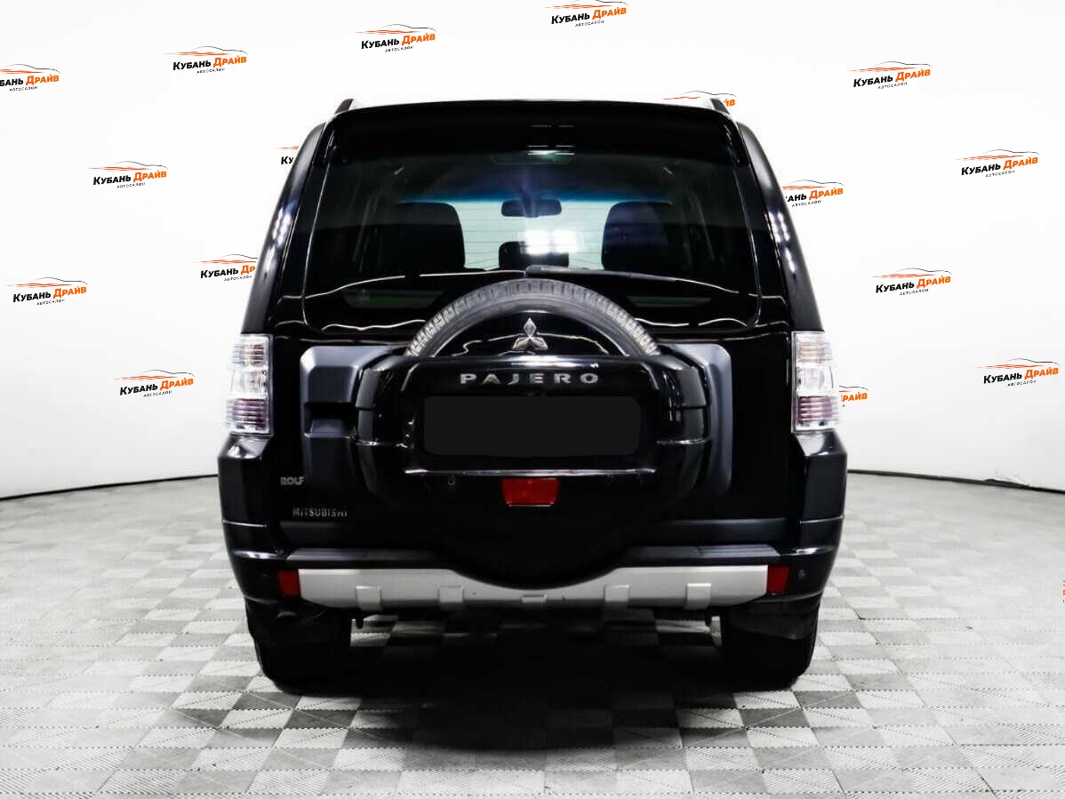 Mitsubishi Pajero 2013 года с пробегом. Фото: #5