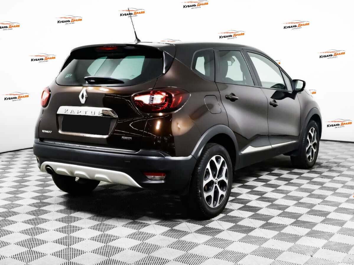 Renault Kaptur 2017 года с пробегом. Фото: #4