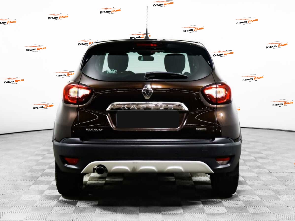 Renault Kaptur 2017 года с пробегом. Фото: #5